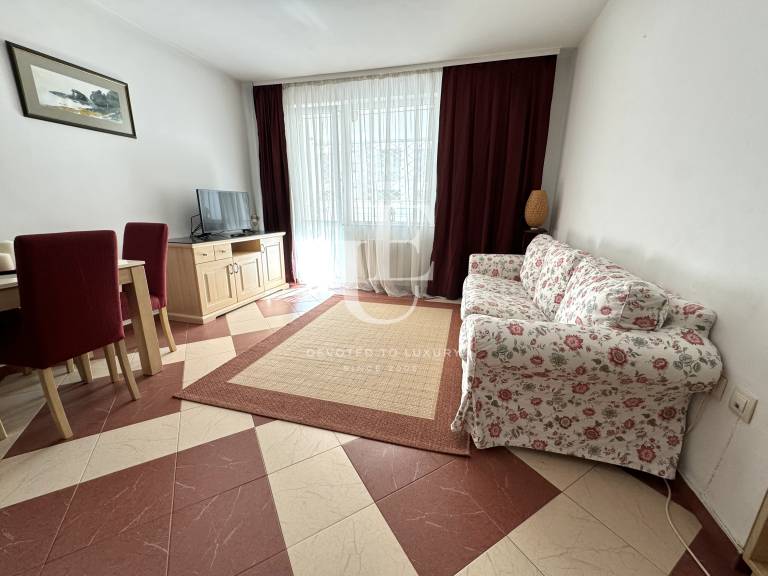 Two-bedroom apartment for rent on Nishava Street