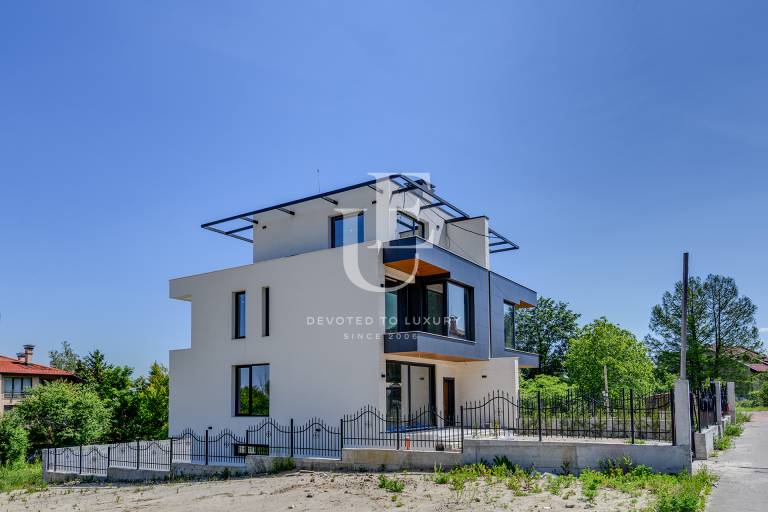 Нова къща за продажба с панорамна гледка към Витоша
