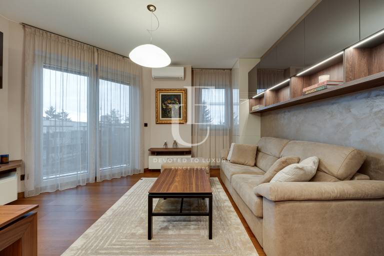 Luxury apartment in the center of Iztok District