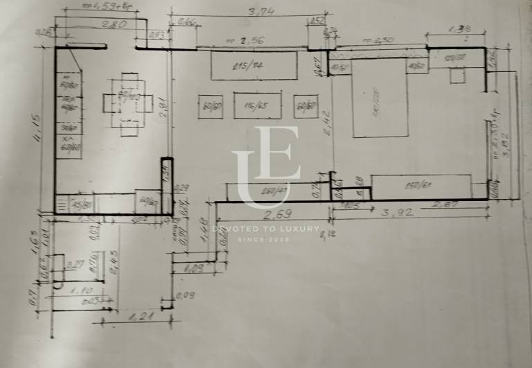 Тристаен апартамент за продажба на ул. Будапеща за ремонт