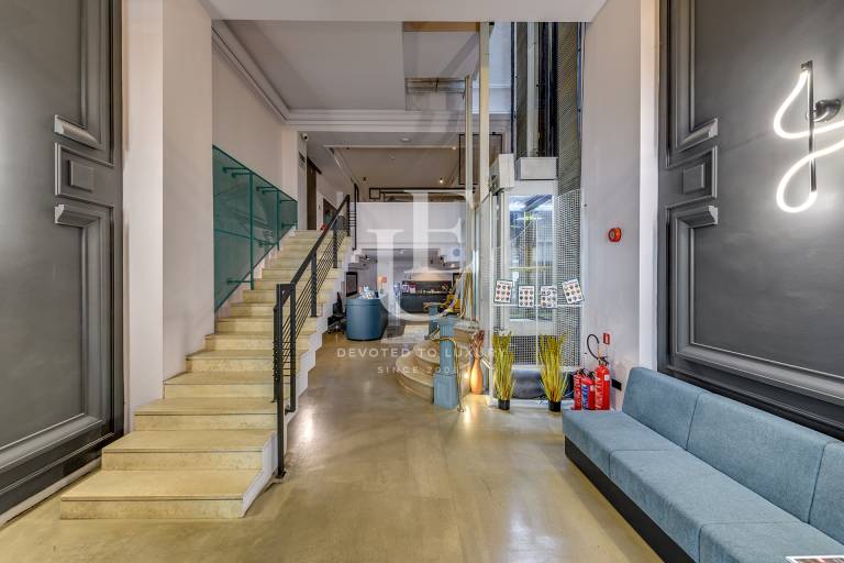 Emblematic building for sale in the heart of Sofia