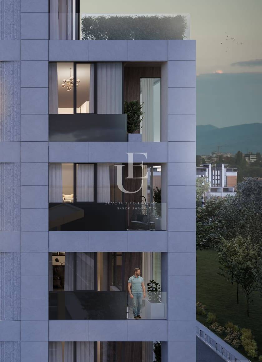 Луксозна функционална сграда с премиум изпълнение и отлична локация