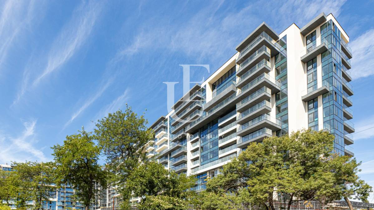 Tranquility in the heart of the city - image 1