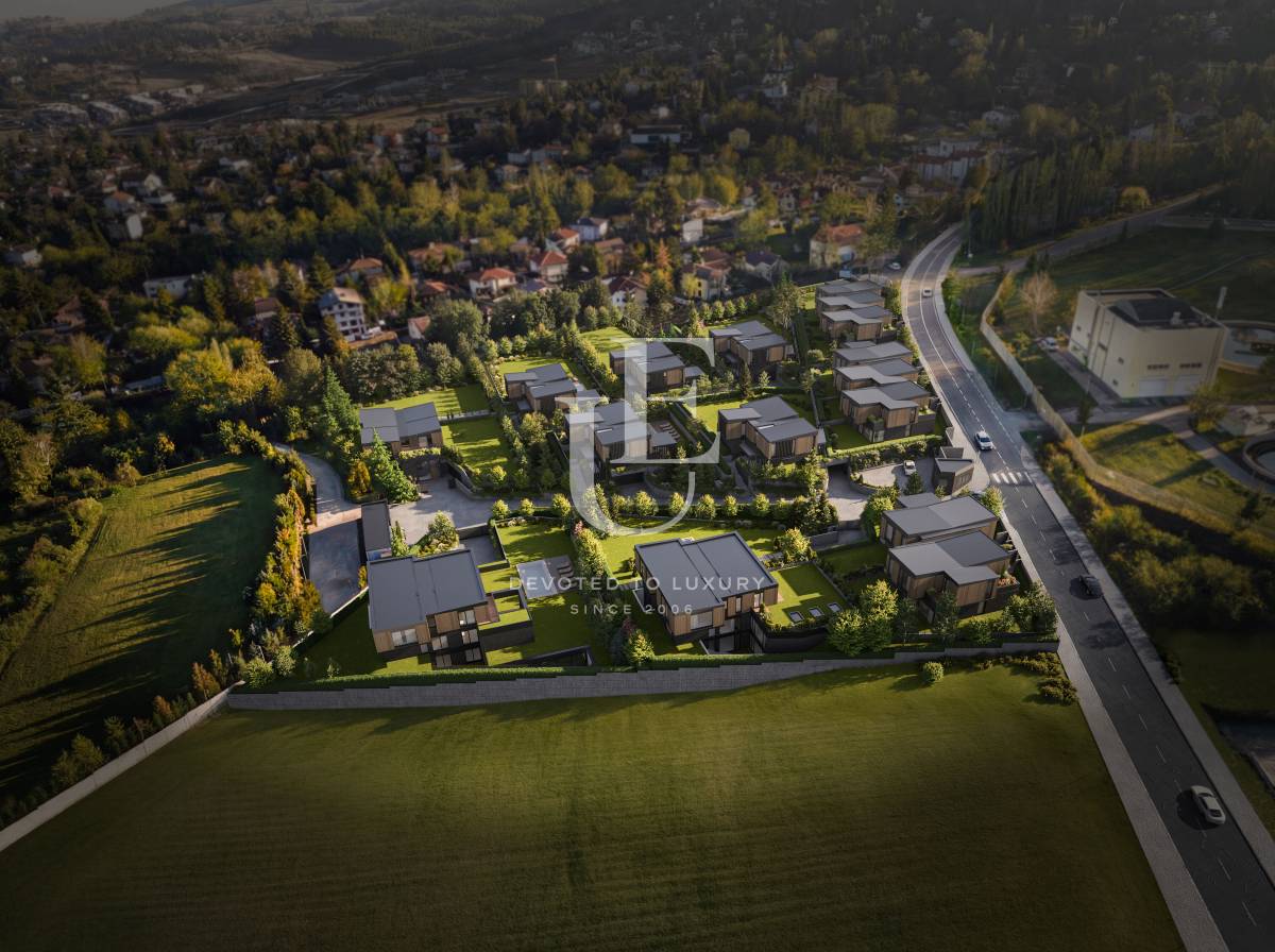 Luxury Single-Family Homes in the Heart of Malinova Dolina - image 4