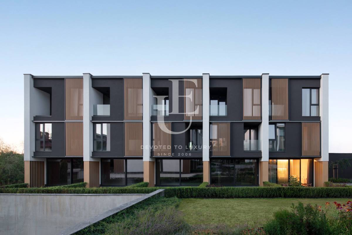 Boutique residential complex of row houses in Boyana district - image 2